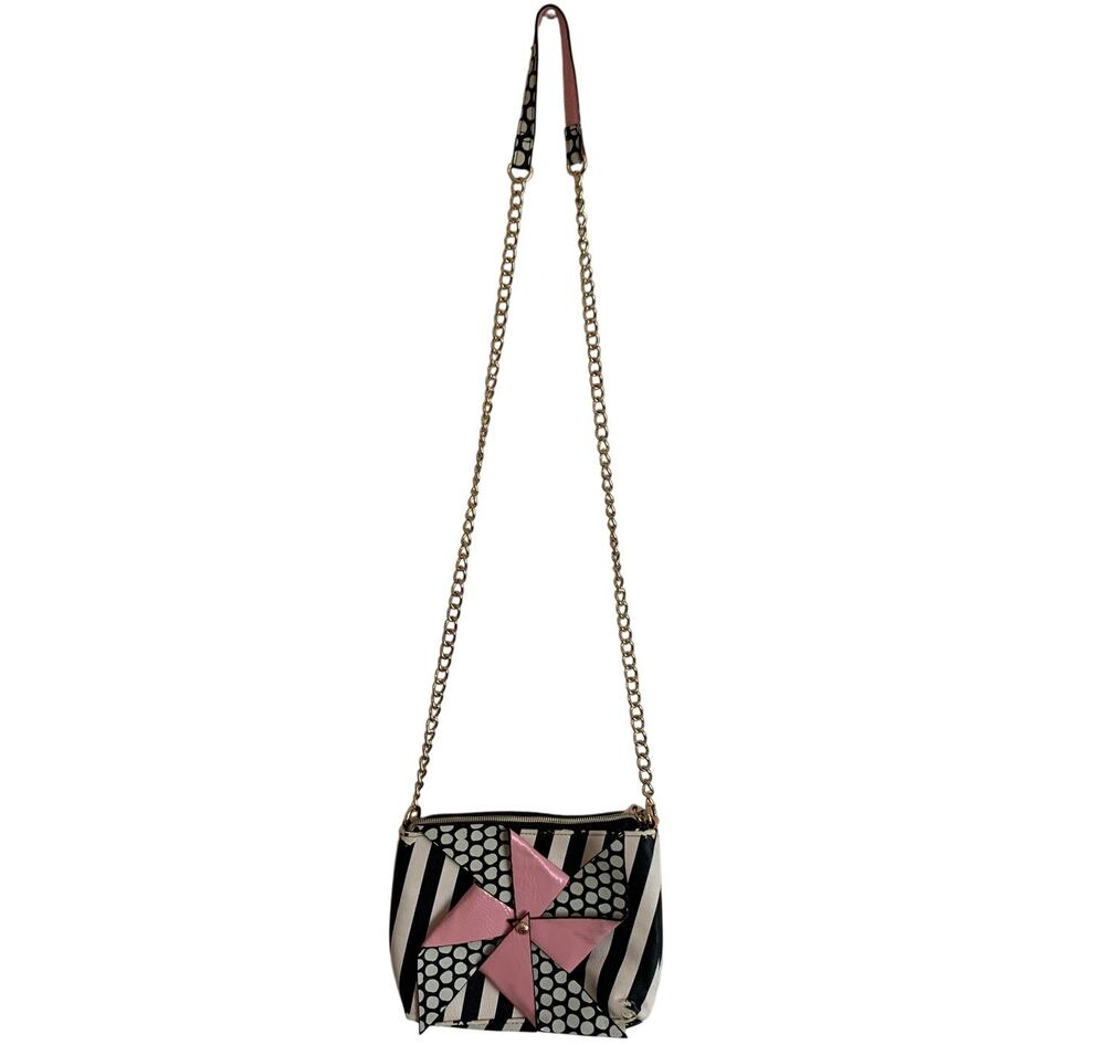 Betsy Johnson Pinwheel Crossbody Purse Geometric Pink Black White Rockabilly